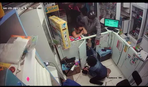 Trujillo: Cámaras de seguridad captaron asalto en agente BCP [VIDEO]