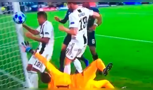 Juventus vs Manchester United: 'Diablos Rojos' le dieron vuelta con autogol de Alex Sandro [VIDEO]