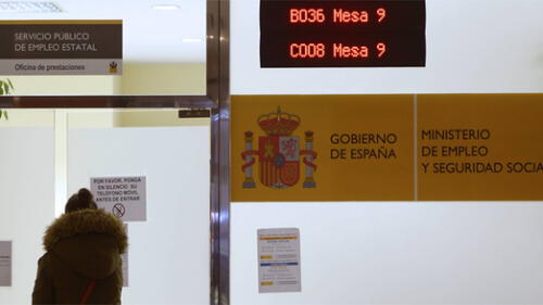 Las prestaciones van desde ayuda para empleadas domésticas hasta bonos para la ciencia. (Foto: EFE)