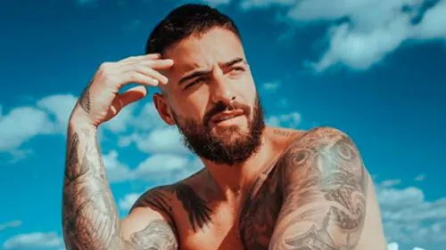 Maluma presume vacaciones de año nuevo y se confiesa