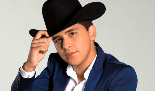 Christian Nodal recibe duras críticas luego de mostrar desagrado ante el trabajo del Grupo Firme [VIDEO]