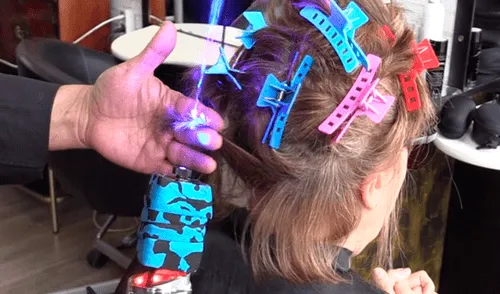 YouTube viral: estilista corta el cabello de sus clientes al estilo de Star Wars [VIDEO]