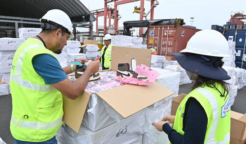 El operativo se realizó en un terminal portuario del Callao. Foto: Sunat El operativo se realizó en un terminal portuario del Callao. Foto: Sunat