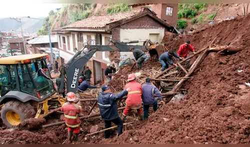 Reportan 73 distritos de la Selva con riesgo muy alto de huaicos Reportan 73 distritos de la Selva con riesgo muy alto de huaicos