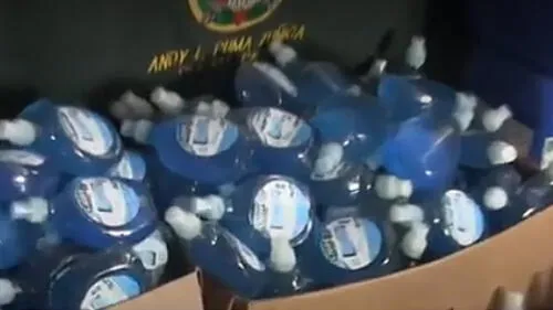 La Policía trasladó a los detenidos hasta la comisaría El Progreso. Foto: Captura. Coronavirus