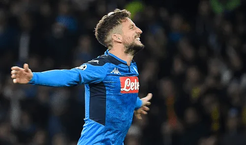 Mertens marcó el primero para el Napoli.