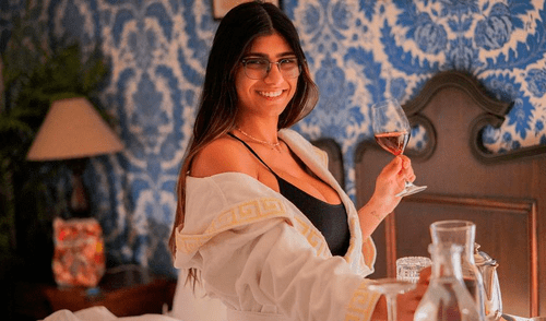 Mia Khalifa: Así celebra su cumpleaños número 26 [VIDEO]