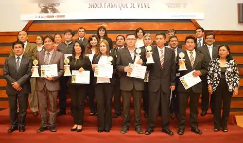 Derrama Magisterial organiza concurso para docentes 