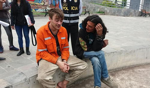 Apurímac: Detienen a turistas por ocasionar daños en estatua de Micaela Bastidas Apurímac: Detienen a turistas por ocasionar daños en estatua de Micaela Bastidas