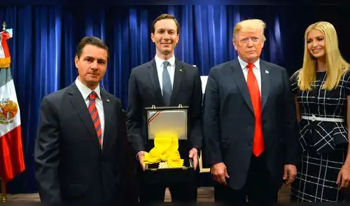 Peña Nieto: el último acto presidencial que ha dividido a México