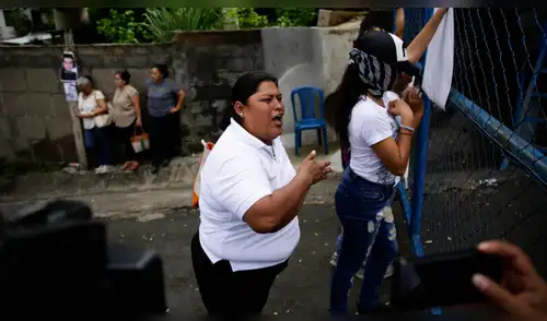 En medio del dolor, madres nicaragüenses piden que le entreguen a sus hijos detenidos [VIDEO]