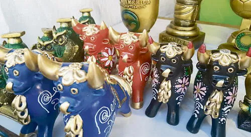 Puno: Alasitas, la feria de miniaturas que invita a soñar con lo que quieres [VIDEO]