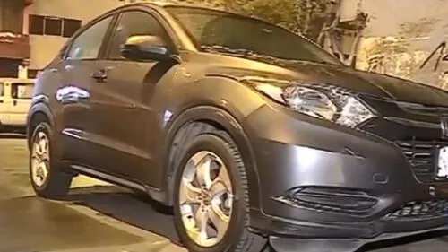 El vehículo fue llevado a la comisaría de Apolo para las investigaciones correspondientes. (Foto: Captura de video / Latina) El vehículo fue llevado a la comisaría de Apolo para las investigaciones correspondientes. (Foto: Captura de video / Latina)