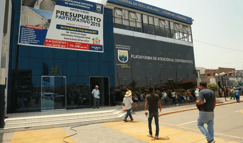 Trabajadores de municipalidad de Independencia recibieron canastas