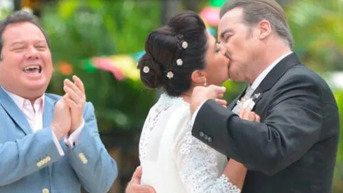 Cesar Evora y Victoria Ruffo