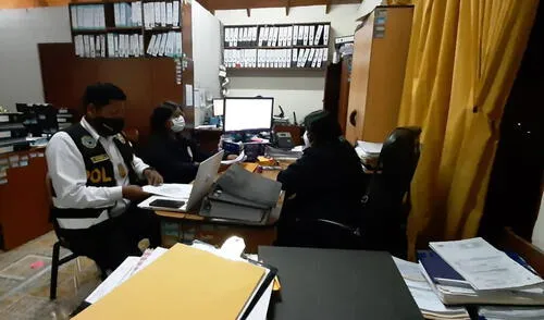 Policía y Fiscalía realizaron diligencia en comuna distrital. Foto: Ministerio Público.