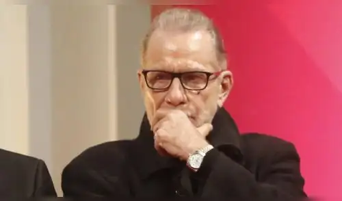 Ricardo Belmont señala que no se arrepiente de sus declaraciones sobre los venezolanos