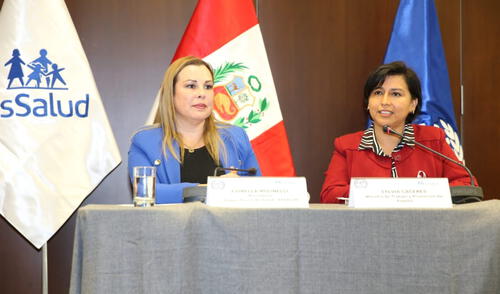 Fiorella Molinelli junto con la ministra de Trabajo. Fiorella Molinelli junto con la ministra de Trabajo.