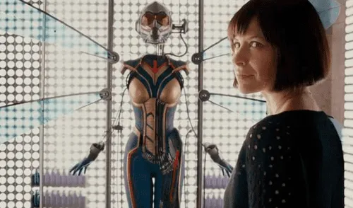 Instagram: Fan de Evangeline Lilly dice ser más sexy que ella y viste cosplay 'hot' de la ‘Avispa’ [FOTOS]