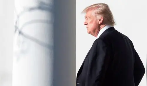 Trump quiere fijar impuesto de 20% a importaciones mexicanas para pagar muro Trump quiere fijar impuesto de 20% a importaciones mexicanas para pagar muro