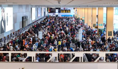 MTC instó a la población a comunicarse a los canales alternos. Foto: Paolo Zegarra / URPI - LR