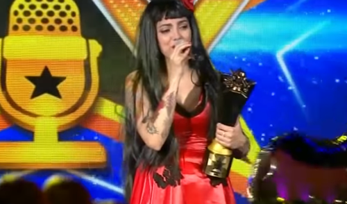 Mon Laferte de 'Yo Soy' víctima de insultos xenófobos tras ganar concurso [VIDEO]