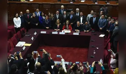 Fujimorismo descarta referéndum para la primera semana de octubre Fujimorismo descarta referéndum para la primera semana de octubre