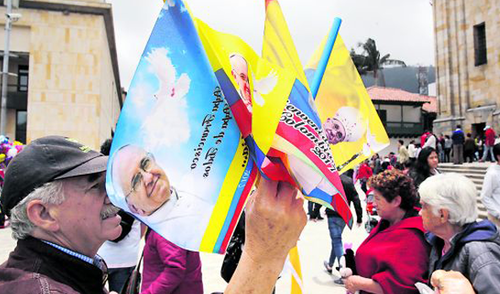 Papa Francisco trae banderas de reconciliación y defensa de la Amazonía