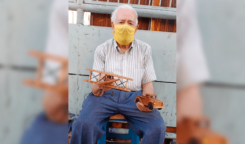 Don Marco fabrica juguetes en madera y los ofrece en las calles de su natal Venezuela. Foto: Facebook Adulto mayor fabrica juguetes de madera y los vende para poder sobrevivir