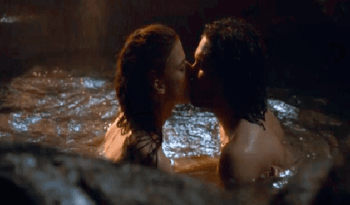 Difunden fotos al desnudo de Kit Harington tras ser infiel a Leslie Rose