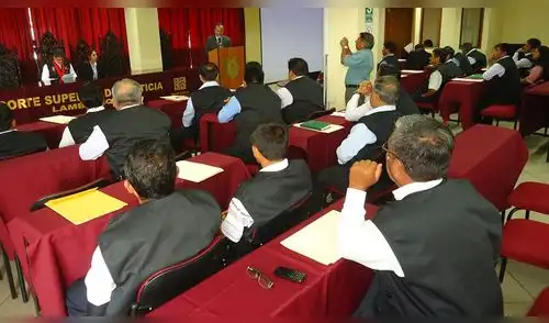 Lambayeque: Jueces de Paz fueron capacitados para atender casos pro violencia Lambayeque: Jueces de Paz fueron capacitados para atender casos pro violencia