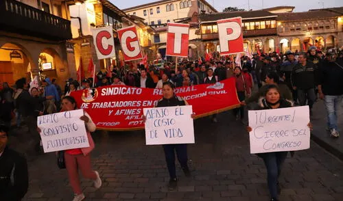 Los manifestantes marcharon pro diversas calles de la ciudad de Cusco