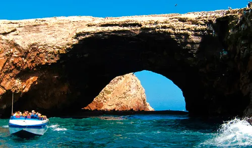 Full day Paracas: conoce las Islas Ballestas, Huacachina y más Full day Paracas: conoce las Islas Ballestas, Huacachina y más