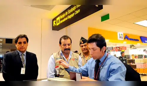 Migraciones implementa nuevo Registro de Nombre de Pasajeros