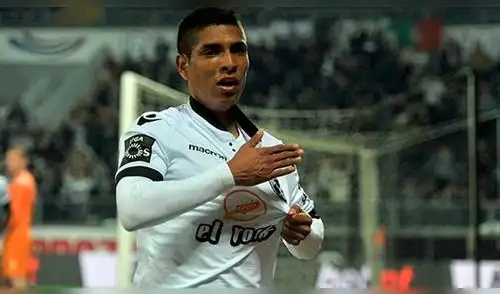 Paolo Hurtado anotó doblete con el Vitoria Guimaraes en la liga portuguesa [VIDEO]