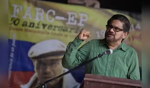 Iván Márquez reitera que fue un “grave error” de las FARC entregar las armas