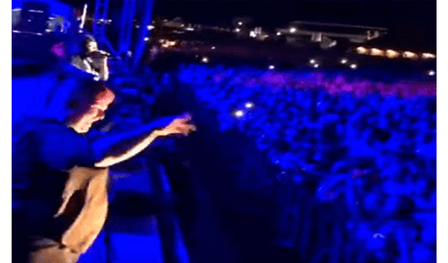 Intérprete de lenguaje de señas causa furor al seguir el paso de “el rapero más veloz del mundo” [VIDEO]