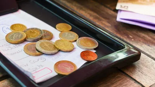 Estos son los países donde dejar propina es considerado ofensivo Estos son los países donde dejar propina es considerado ofensivo