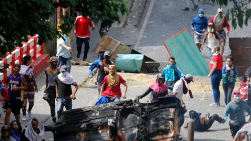 Al menos 13 muertos dejaron las protestas contra Nicolás Maduro en dos días