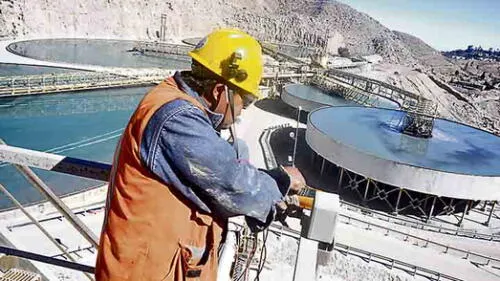 Trabajadores de Southern levantan huelga indefinida