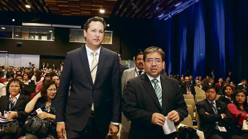Crisis congresal por ley con trampa que favorece a políticos investigados por lavado de activos Crisis congresal por ley con trampa que favorece a políticos investigados por lavado de activos