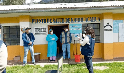 Karhuakahua, Apurímac. Autoridades y la población trabajan juntas en el control del Covid-19. Eso les ha permitido detectar casos y dar atención rápida. Karhuakahua, Apurímac. Autoridades y la población trabajan juntas en el control del Covid-19. Eso les ha permitido detectar casos y dar atención rápida.