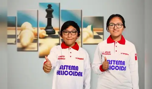 Escolares peruanos obtienen medallas de oro en torneo de ajedrez Escolares peruanos obtienen medallas de oro en torneo de ajedrez