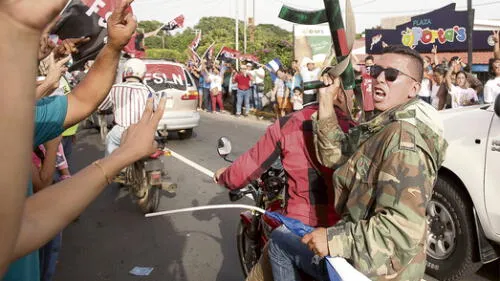Paramilitares aterrorizan a la Iglesia en Nicaragua Paramilitares aterrorizan a la Iglesia en Nicaragua