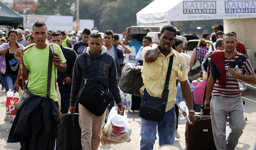 Cúcuta, la vía de escape de miles de venezolanos que huyen de la crisis