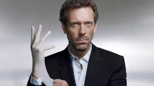 Hugh Laurie conversó con fans sobre el coronavirus - Fuente: Fox