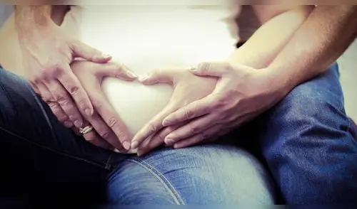 Embarazada salva la vida a su esposo y da a luz al día siguiente Embarazada salva la vida a su esposo y da a luz al día siguiente