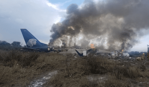 México: desplome de avión Aeroméxico dejó 18 personas heridas [VIDEO]