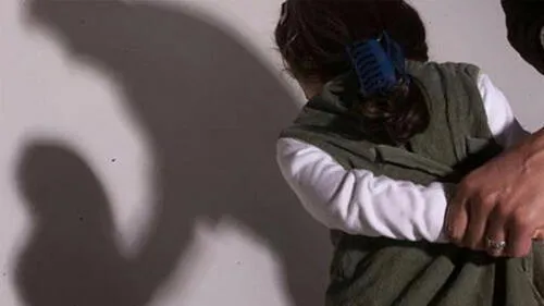 Amazonas: niña de 5 años violada por profesor es trasladada a Bagua para recibir atención médica urgente 