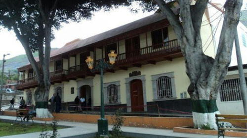 Moquegua: Fiscal pide cárcel para cuatro exfuncionarios de Torata Moquegua: Fiscal pide cárcel para cuatro exfuncionarios de Torata